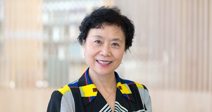 Jie-Qi Chen