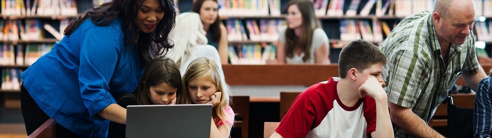 A librarian instructing students