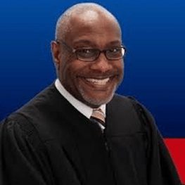 Judge Levander Smith Jr.