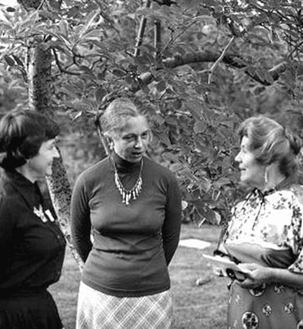 Lorraine Wallach, Maria Piers and Barbara Taylor Bowman