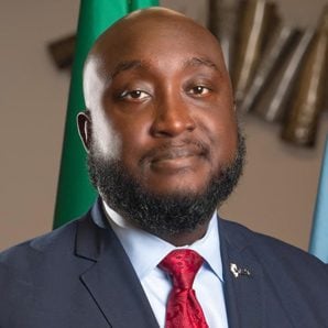 Dr. Marcus Alexander